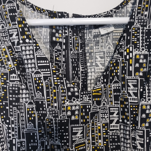 Retrolicious New York City Dress - Picture 5 of 5